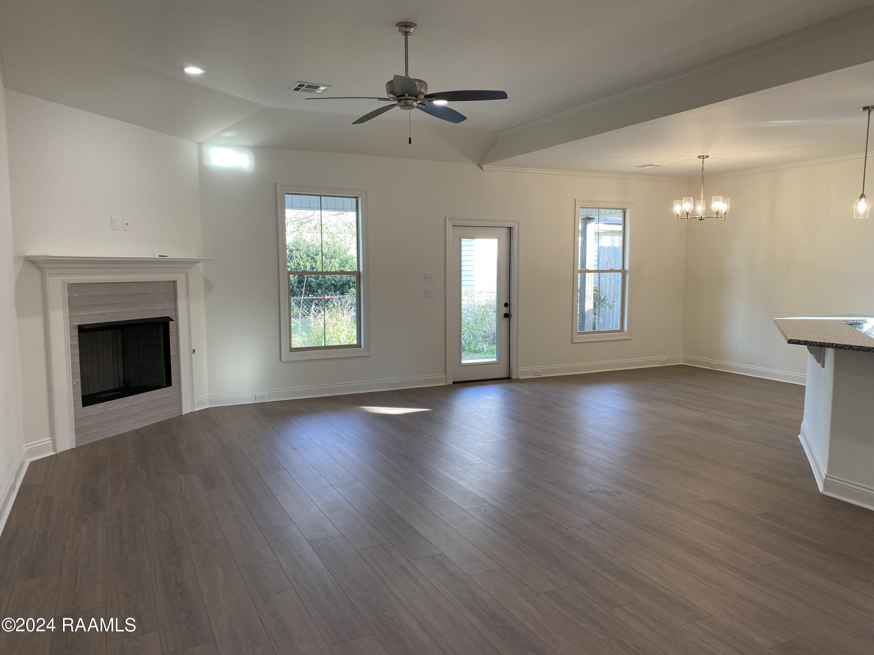 102 Deerfield Loop Duson, LA 70529 - Photo 3 of 9 Living Room