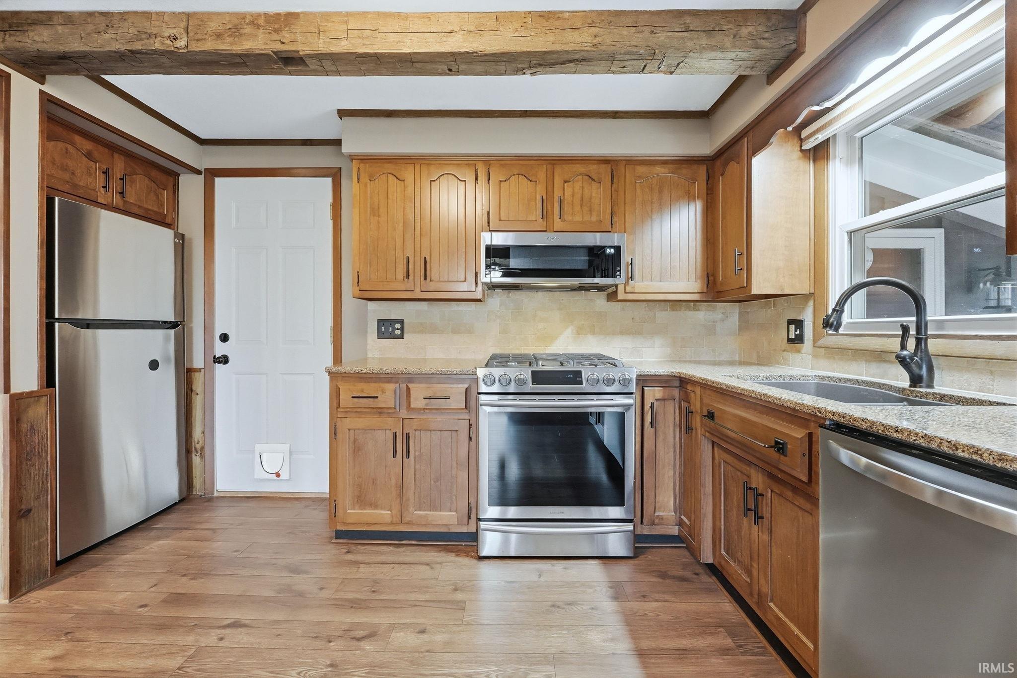 4615 Beechcrest Drive Fort Wayne, IN 46835 - Photo 12 of 33