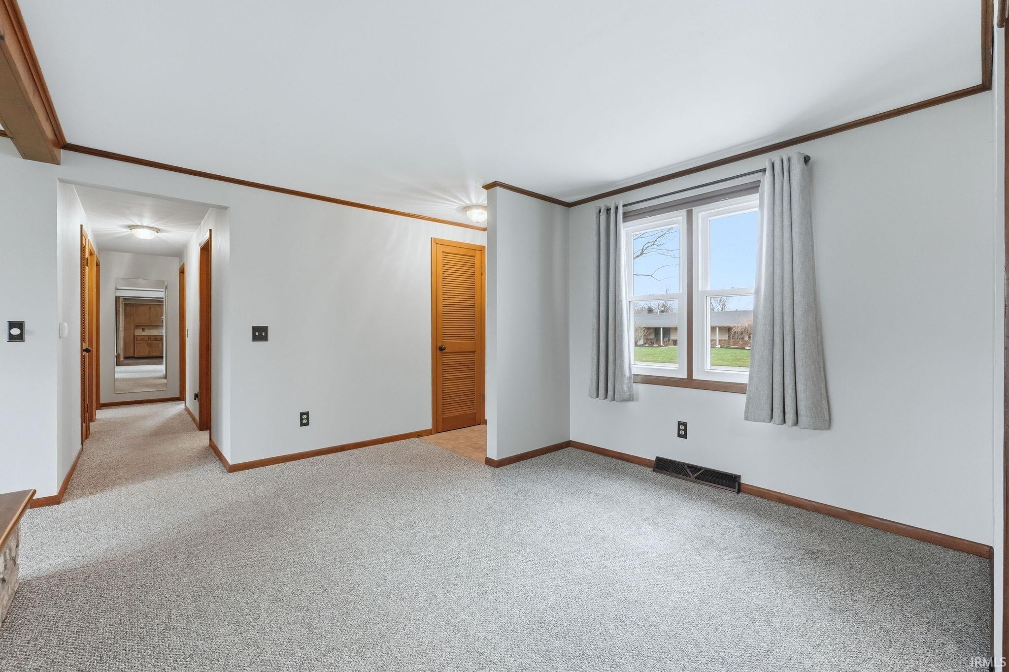 4615 Beechcrest Drive Fort Wayne, IN 46835 - Photo 6 of 33