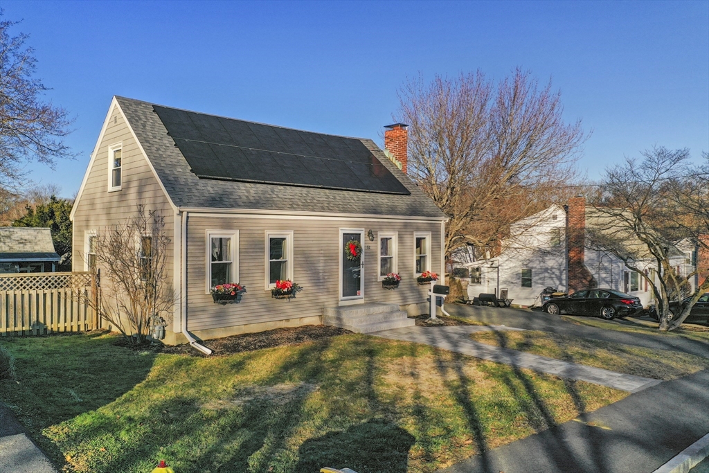 62 Elva Road Weymouth, MA 02191 - Photo 2 of 41 Gallery Image 2