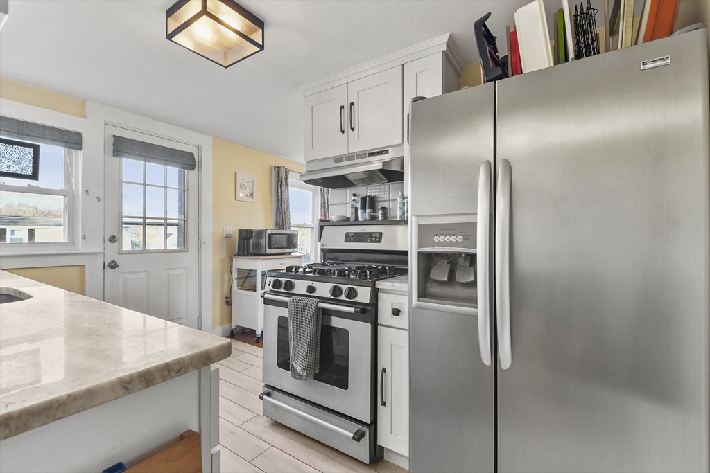 62 Elva Road Weymouth, MA 02191 - Photo 9 of 41 Gallery Image 9