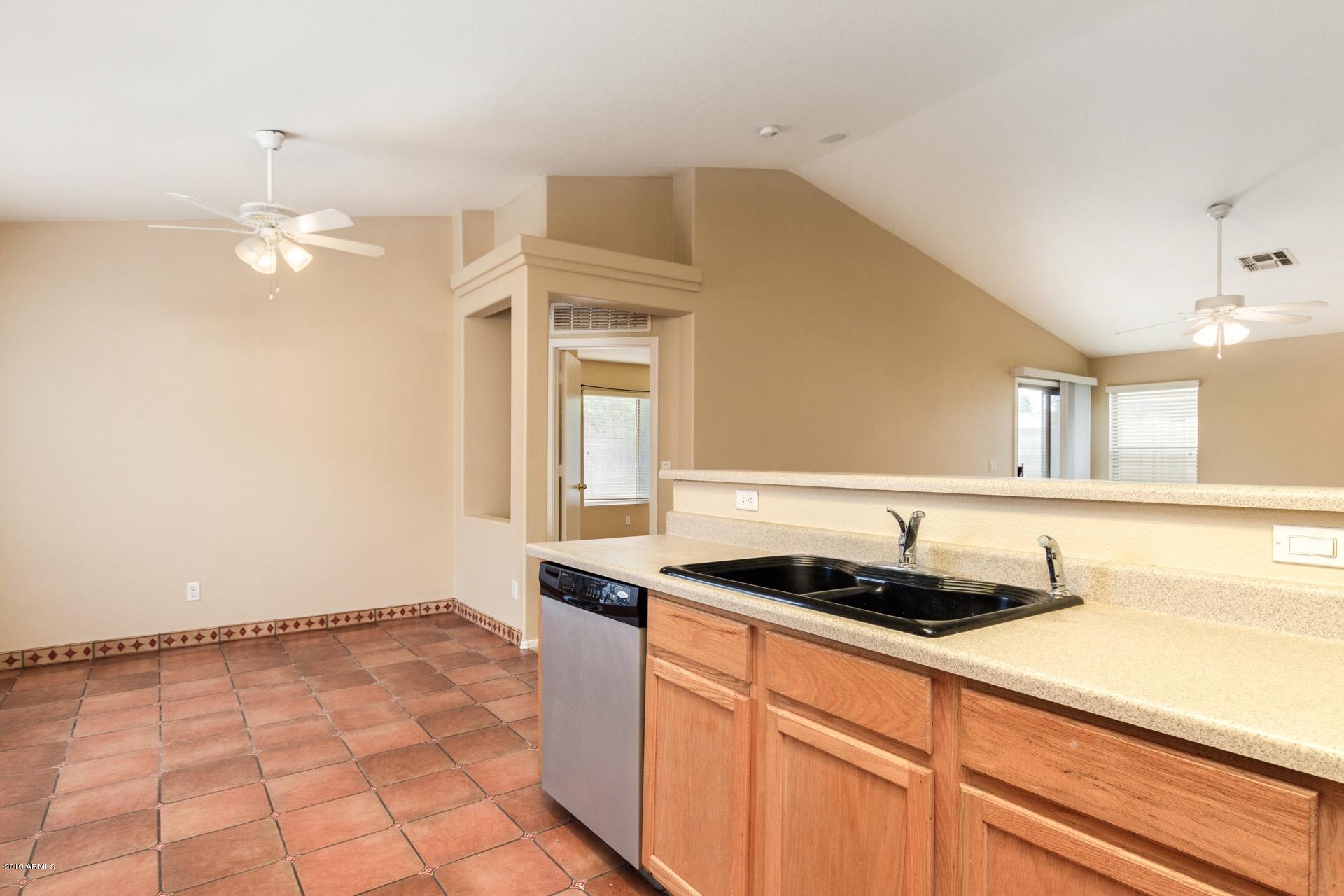 12801 West Hearn Road El Mirage, AZ 85335 - Photo 8 of 22 Hern - 12801 (18)