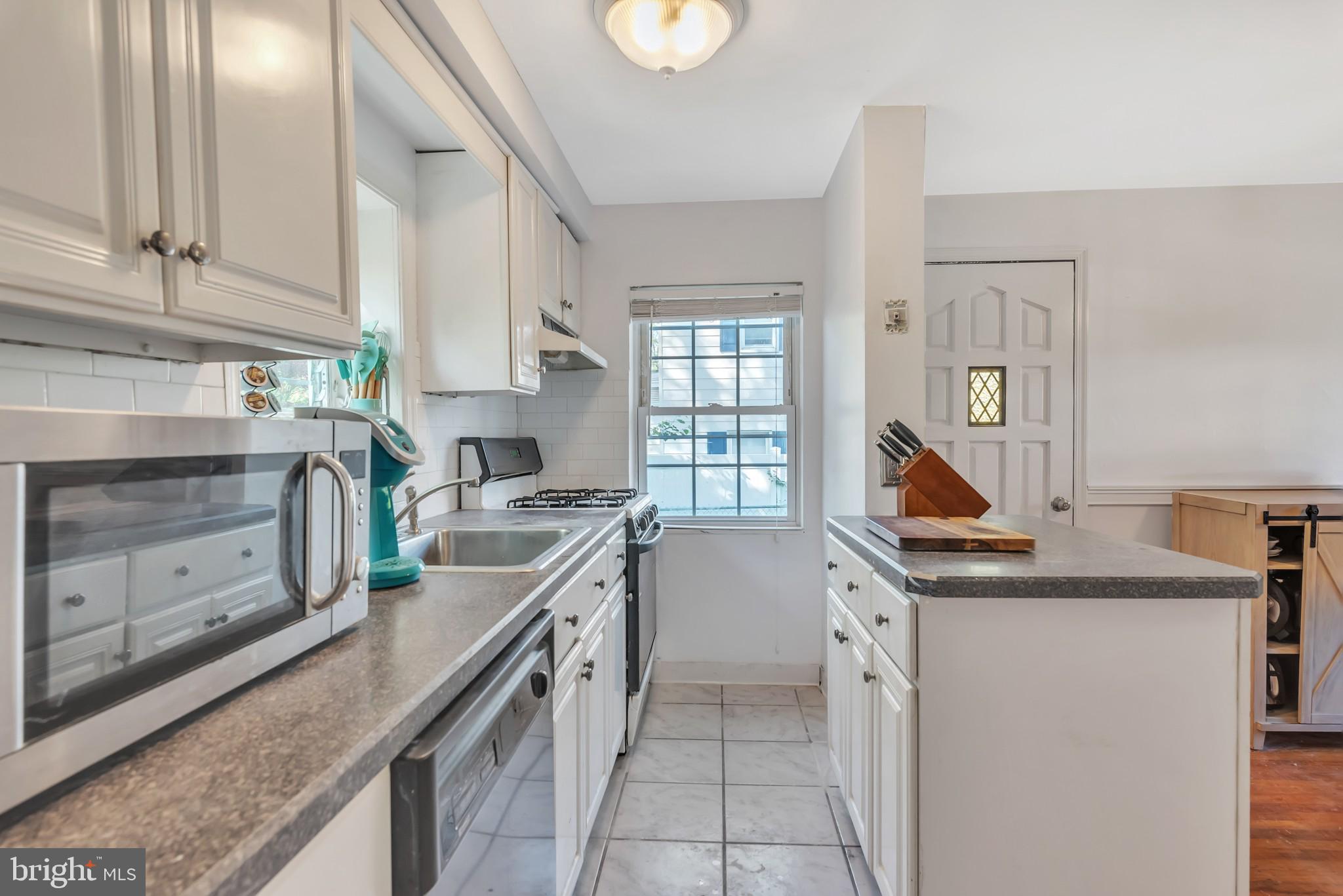 202 Garth Road Oreland, PA 19075 - Photo 12 of 31 Gallery Image 12