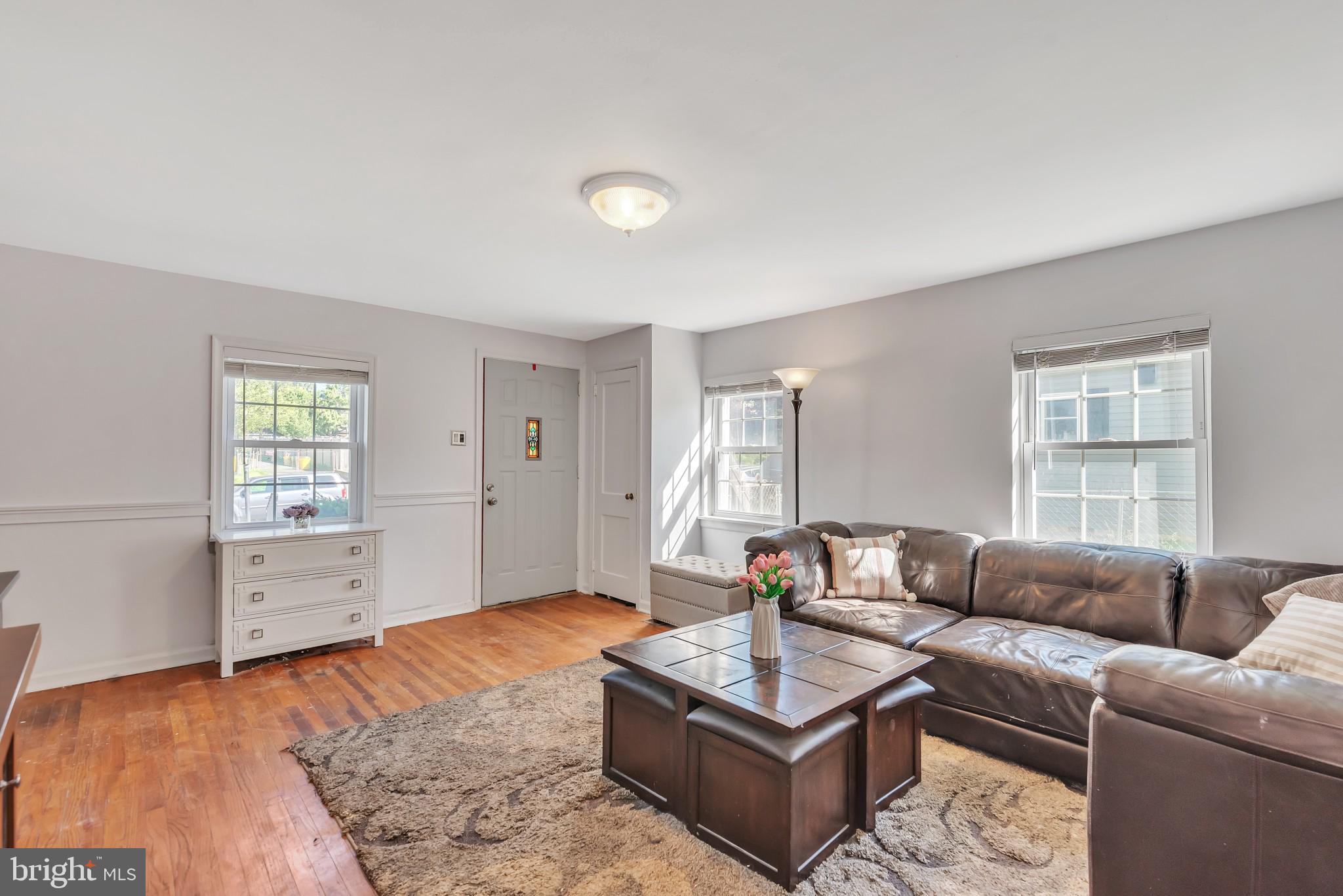 202 Garth Road Oreland, PA 19075 - Photo 4 of 31 Gallery Image 4