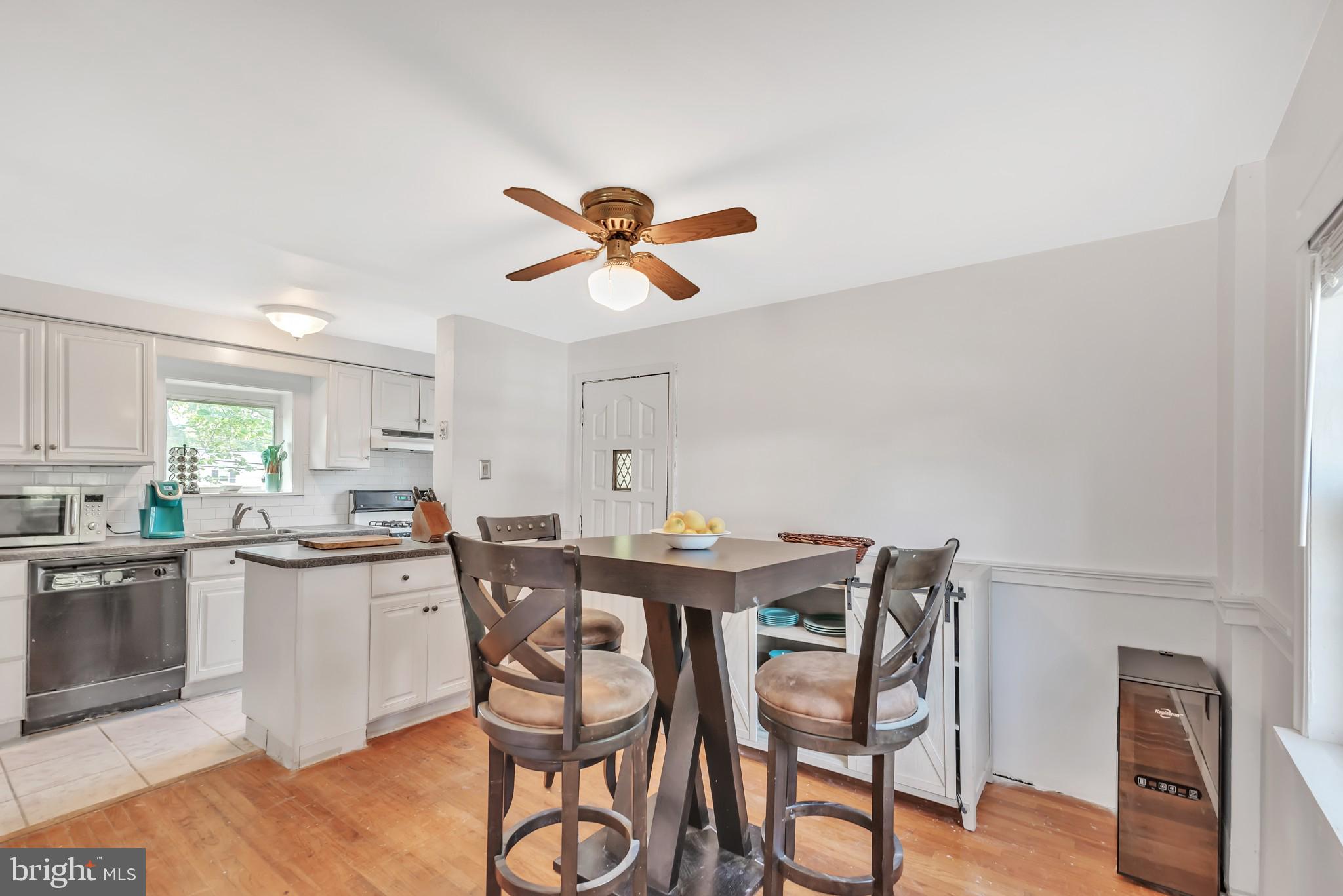 202 Garth Road Oreland, PA 19075 - Photo 6 of 31 Gallery Image 6