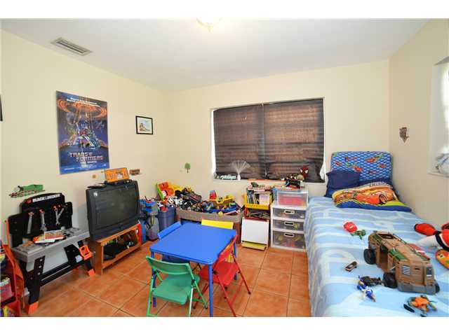 490 Northeast 34th Street Boca Raton, FL 33431 - Photo 17 of 20 Additional Photo