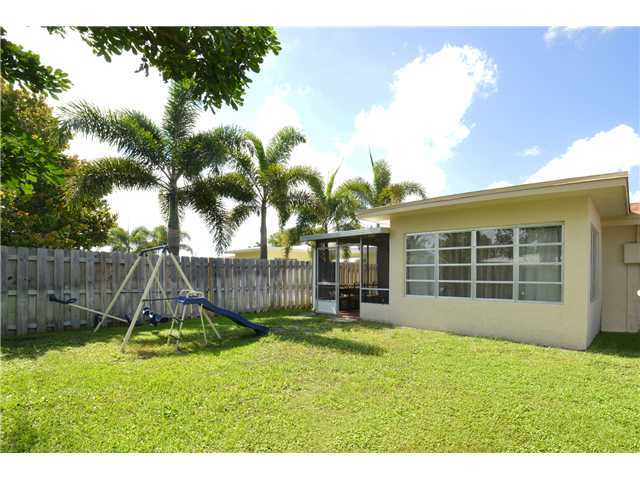 490 Northeast 34th Street Boca Raton, FL 33431 - Photo 5 of 20 Additional Photo