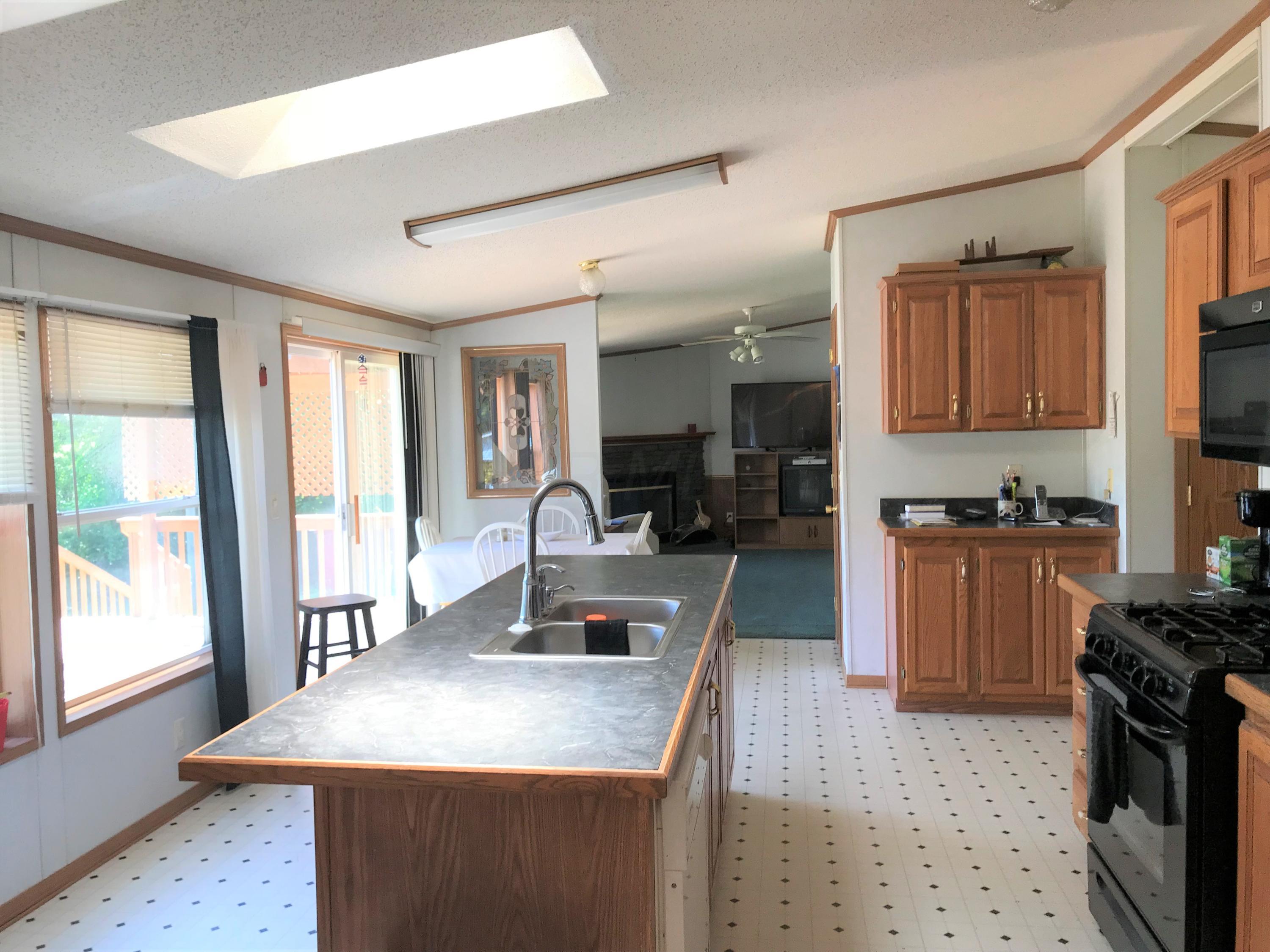 9750 Sidle Road Nashport, OH 43830 - Photo 7 of 32