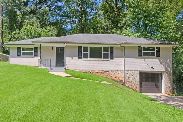 $2,100 | 2926 Monterey Drive, Decatur, GA 30032