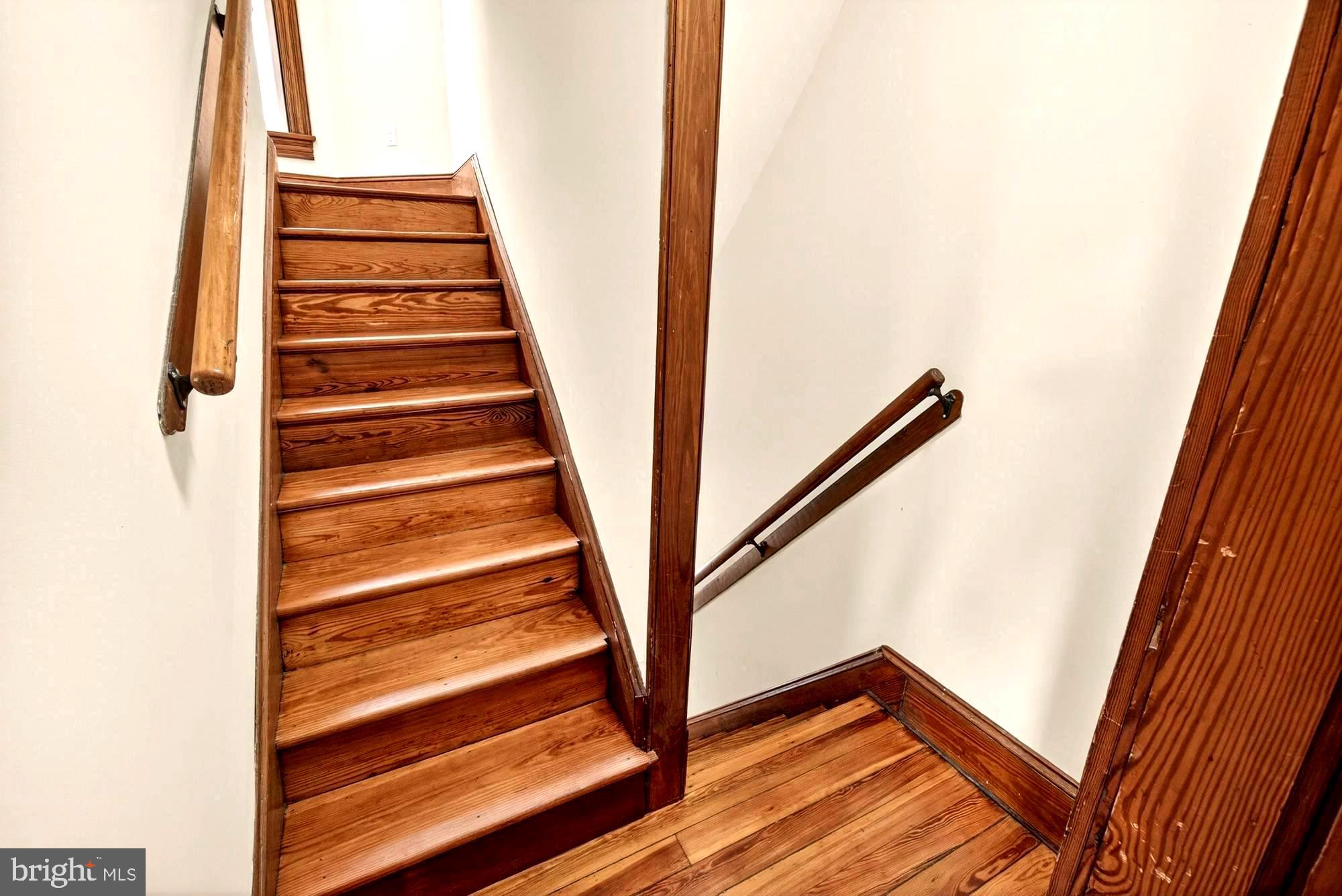 18040 Barnesville Road Barnesville, MD 20838 - Photo 55 of 101 Back staircase sneaks you into the kitchen!