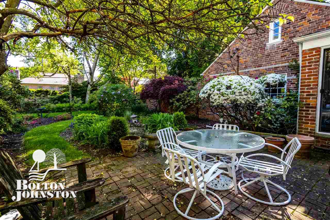 94 Touraine Road Grosse Pointe, MI 48236 - Photo 74 of 95 50012602-73.JPG