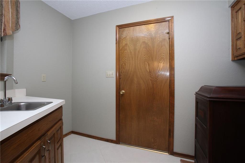 2127 Windy Ridge Lane Garland, TX 75044 - Photo 7 of 11