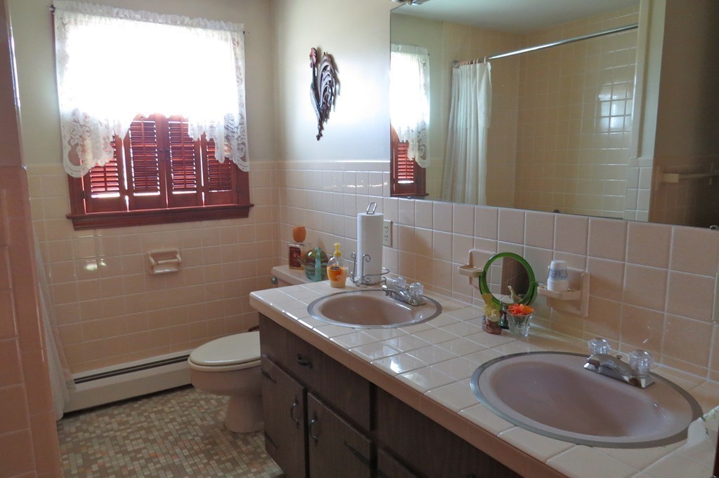 733 Country Club Road Greenfield, MA 01301 - Photo 24 of 29 Gallery Image 24
