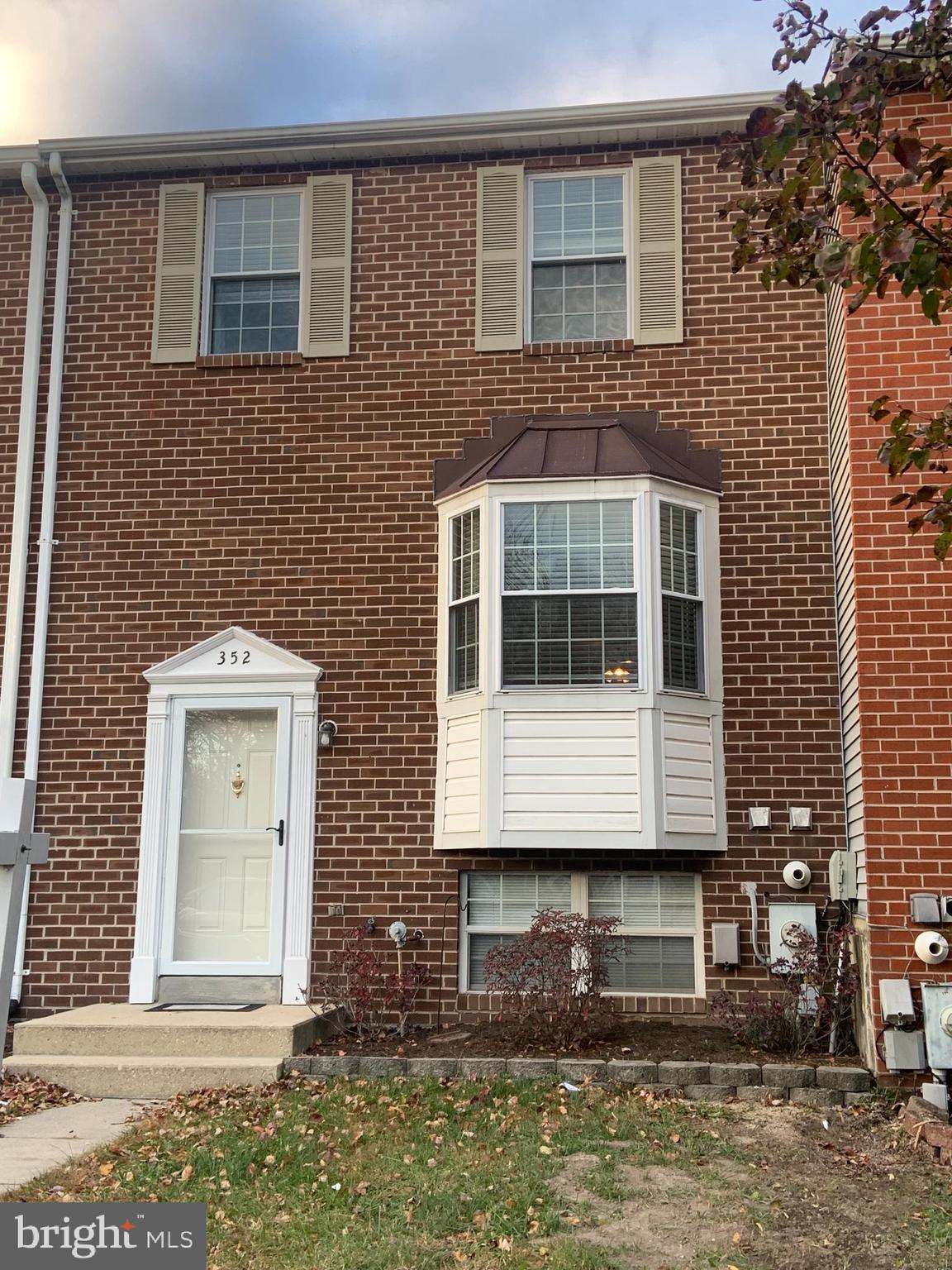 352 Rambling Ridge Court Pasadena, MD 21122 - Photo 2 of 33 Located in Aspen Park