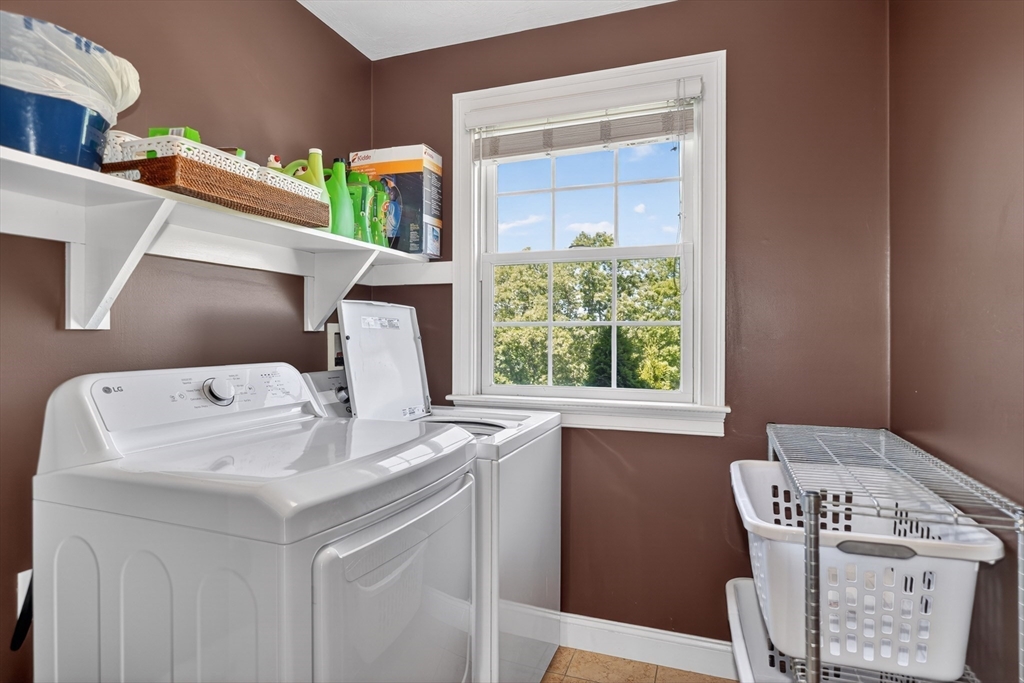 27 Autumn Ridge Road Berlin, MA 01503 - Photo 36 of 42