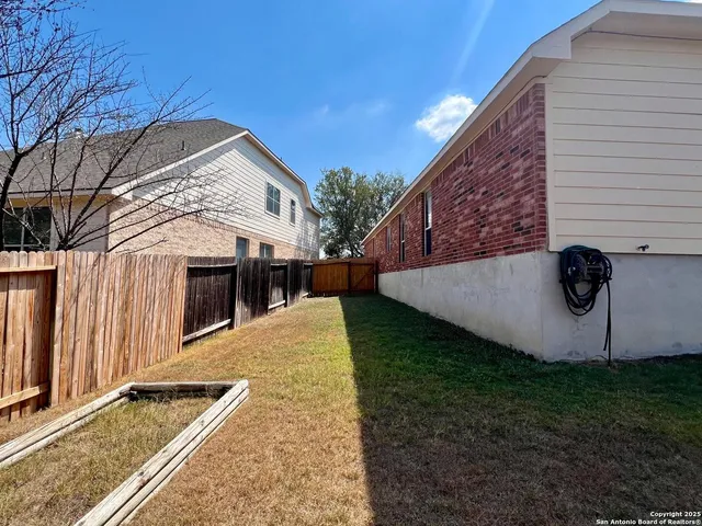 $2,050 | 13027 Palatine Hill, San Antonio, TX 78253
