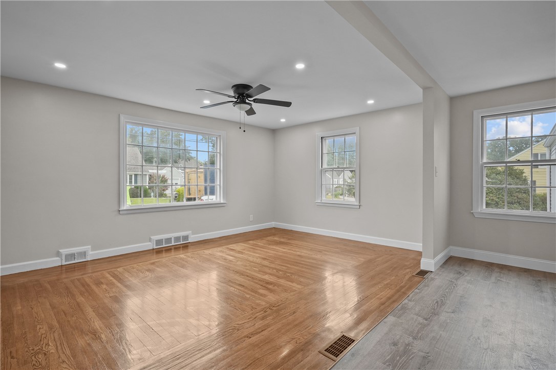 43 Duchess Road Cumberland, RI 02864 - Photo 7 of 34