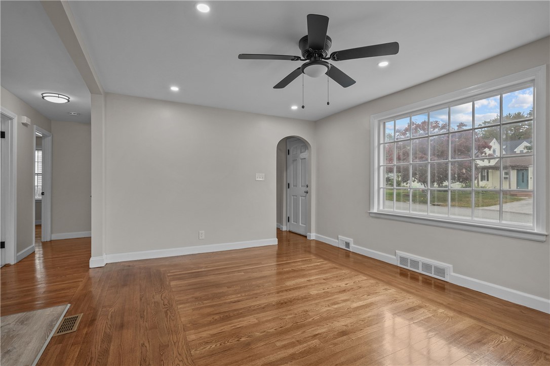 43 Duchess Road Cumberland, RI 02864 - Photo 10 of 34