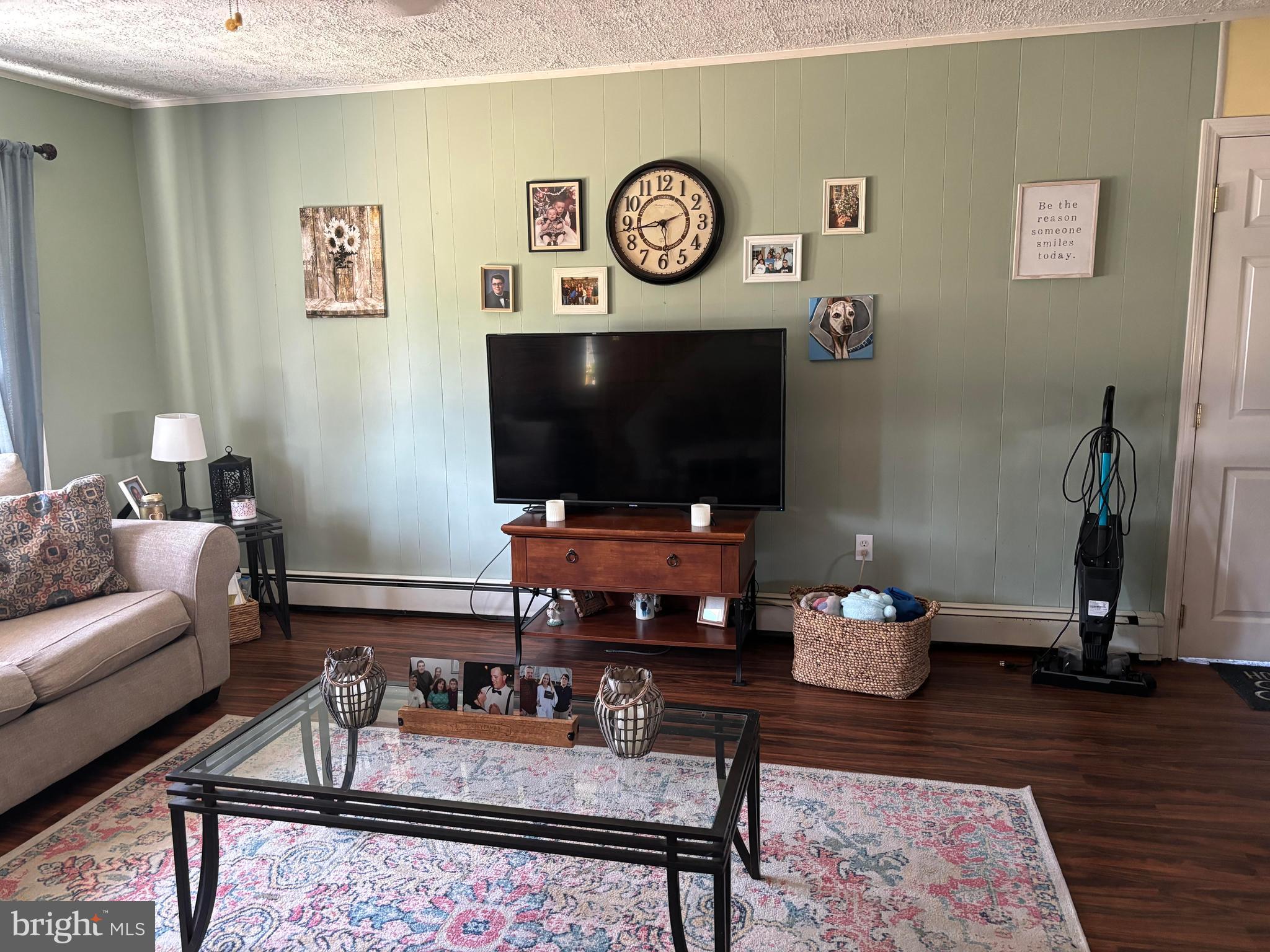 55 Island Road, Unit 55 Levittown, PA 19057 - Photo 6 of 6 Living Room