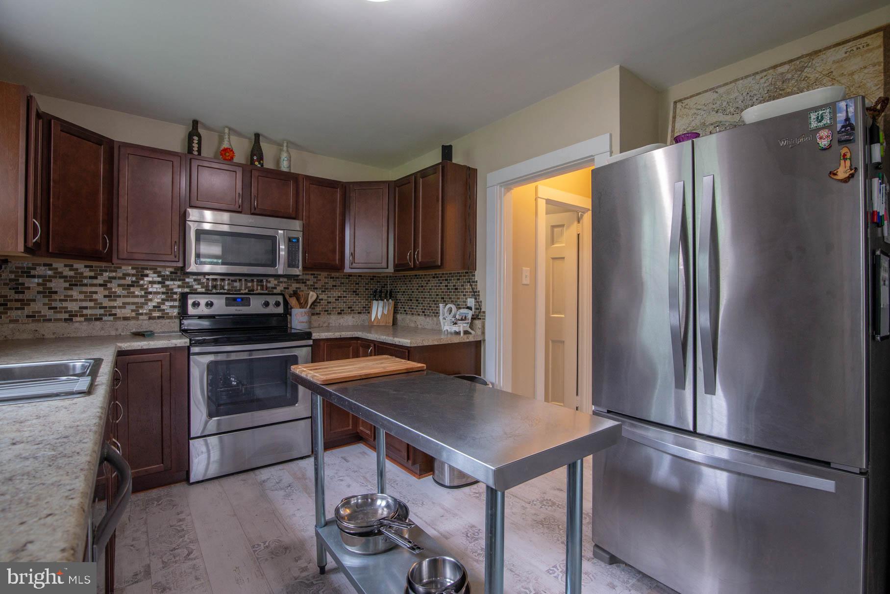 506 Rohrerstown Road Lancaster, PA 17603 - Photo 17 of 45 Gallery Image 17