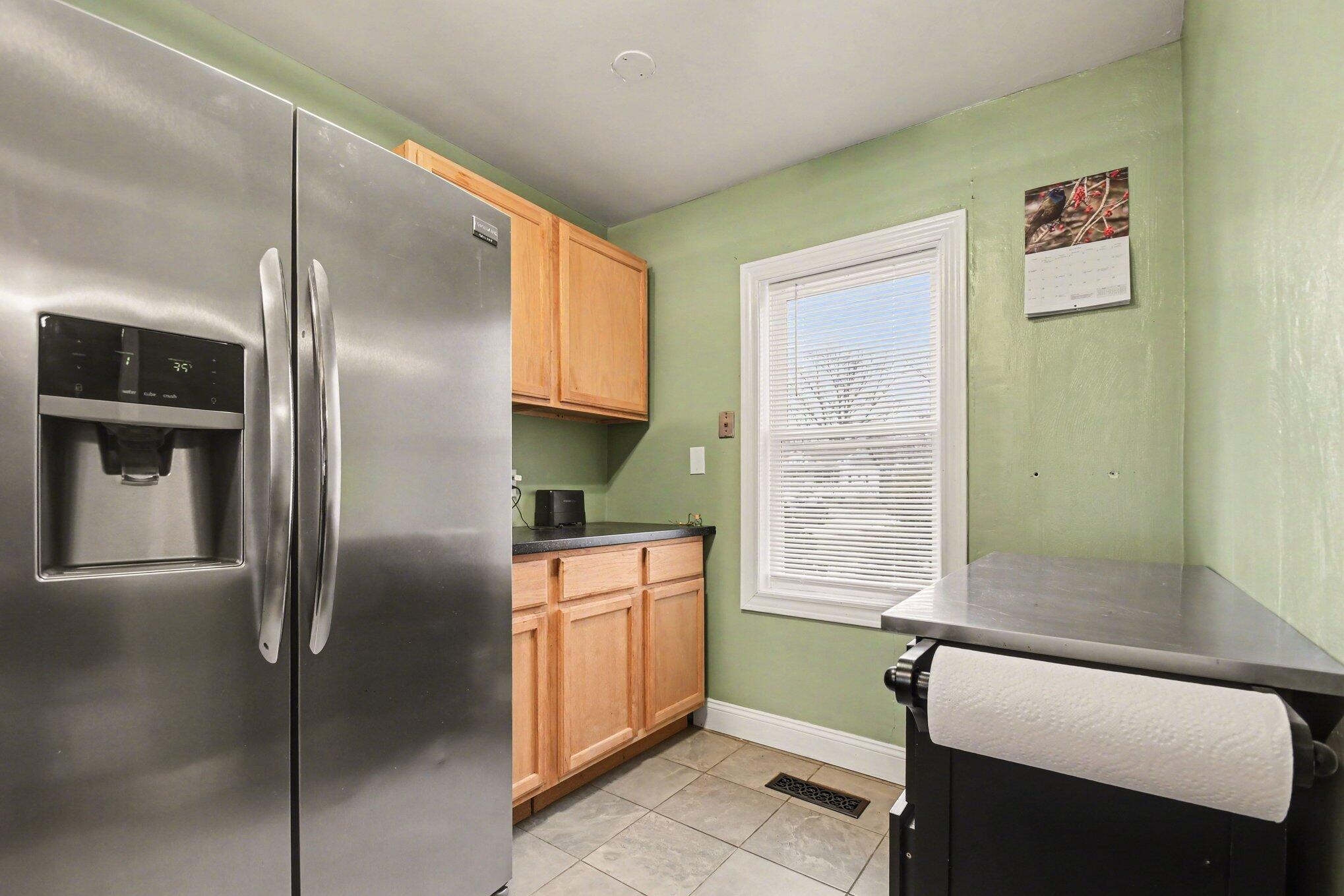 1109 Stateline Road Niles, MI 49120 - Photo 5 of 16 007_file_3048