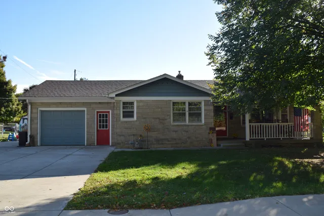 $275,000 | 1039 South Main Street, Martinsville, IN 46151