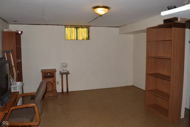 $275,000 | 1039 South Main Street, Martinsville, IN 46151