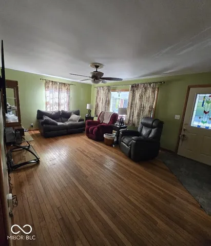 $275,000 | 1039 South Main Street, Martinsville, IN 46151