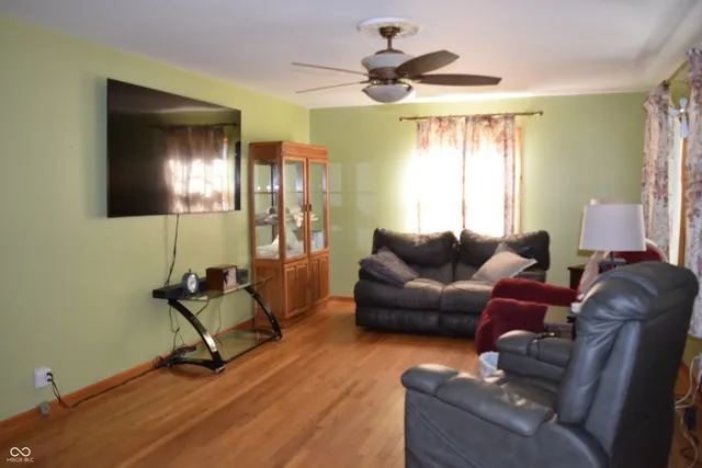 $275,000 | 1039 South Main Street, Martinsville, IN 46151