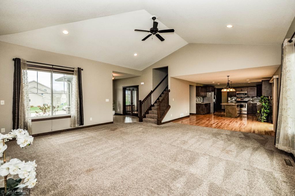 2206 Fieldstone Road Southwest Rochester, MN 55902 - Photo 14 of 55