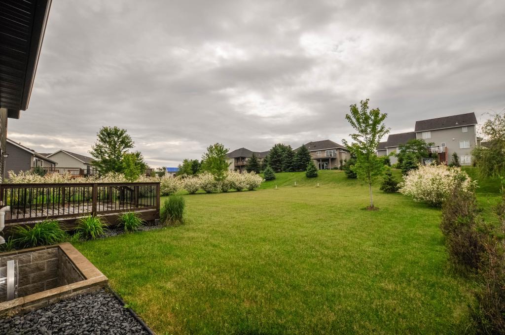 2206 Fieldstone Road Southwest Rochester, MN 55902 - Photo 8 of 55