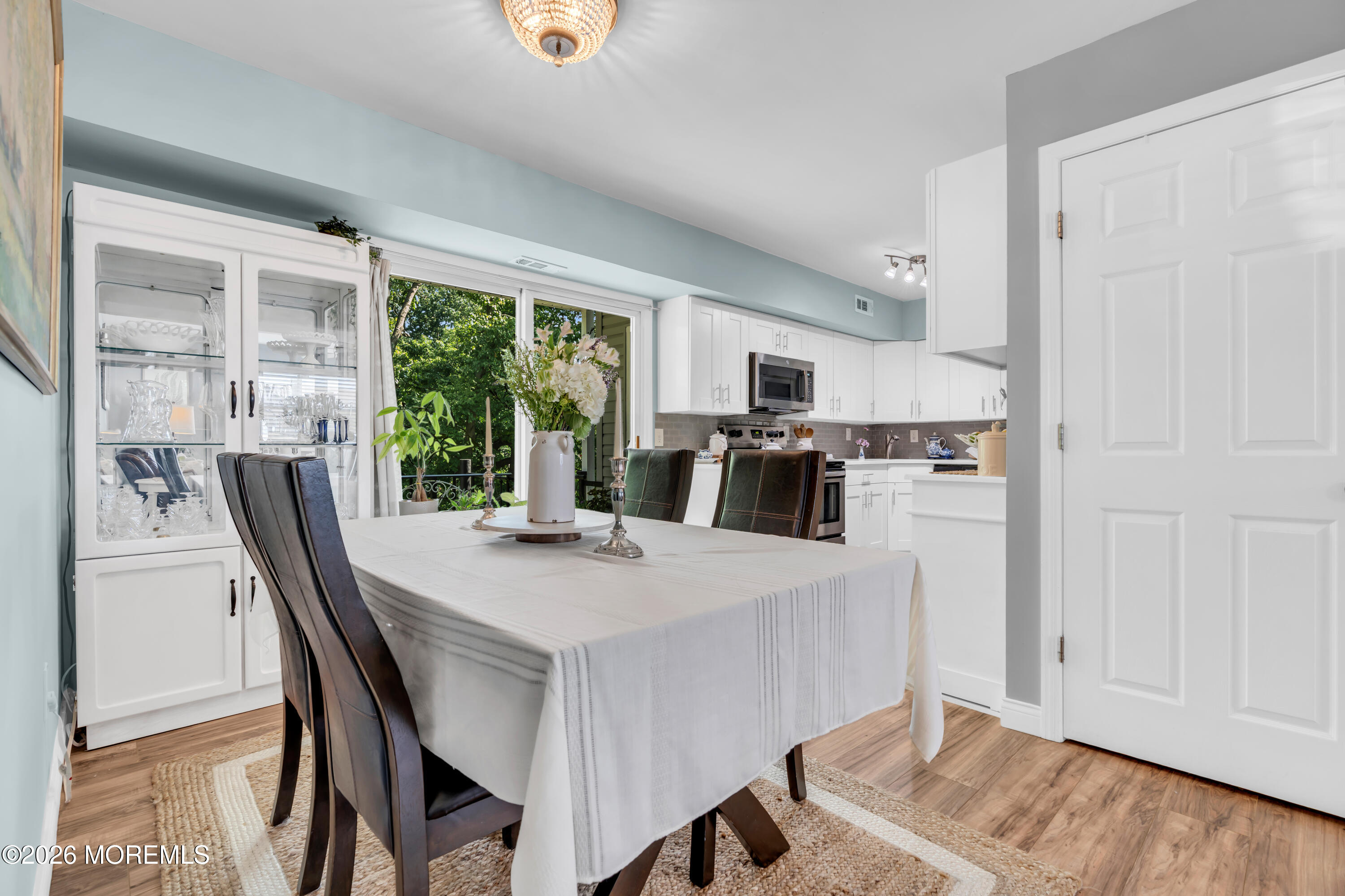 11 Indiana Court, Unit A Matawan, NJ 07747 - Photo 8 of 32 8