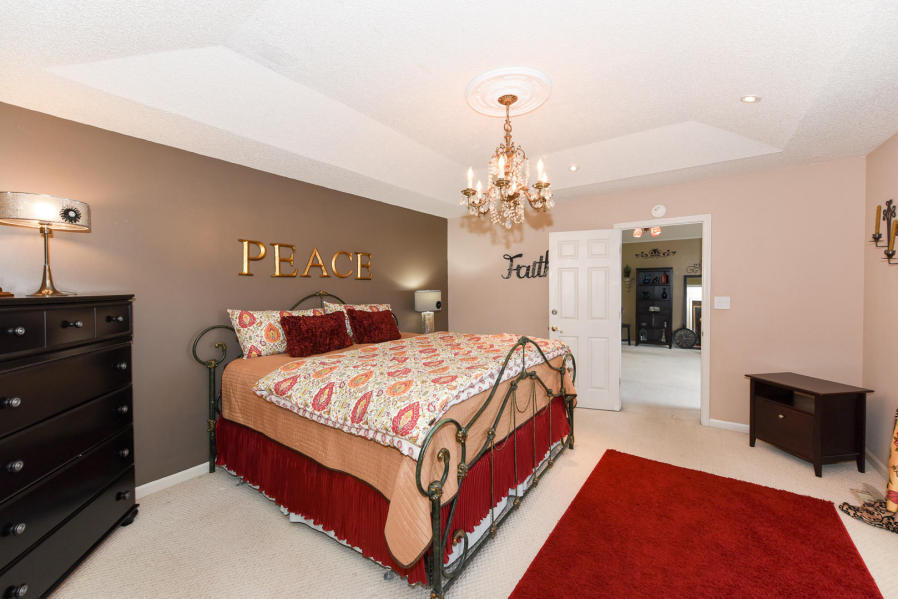 3120 Pineview Road Maryville, TN 37803 - Photo 14 of 31 Private Master Suite