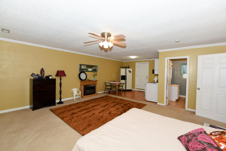3120 Pineview Road Maryville, TN 37803 - Photo 21 of 31 Additional Living Area