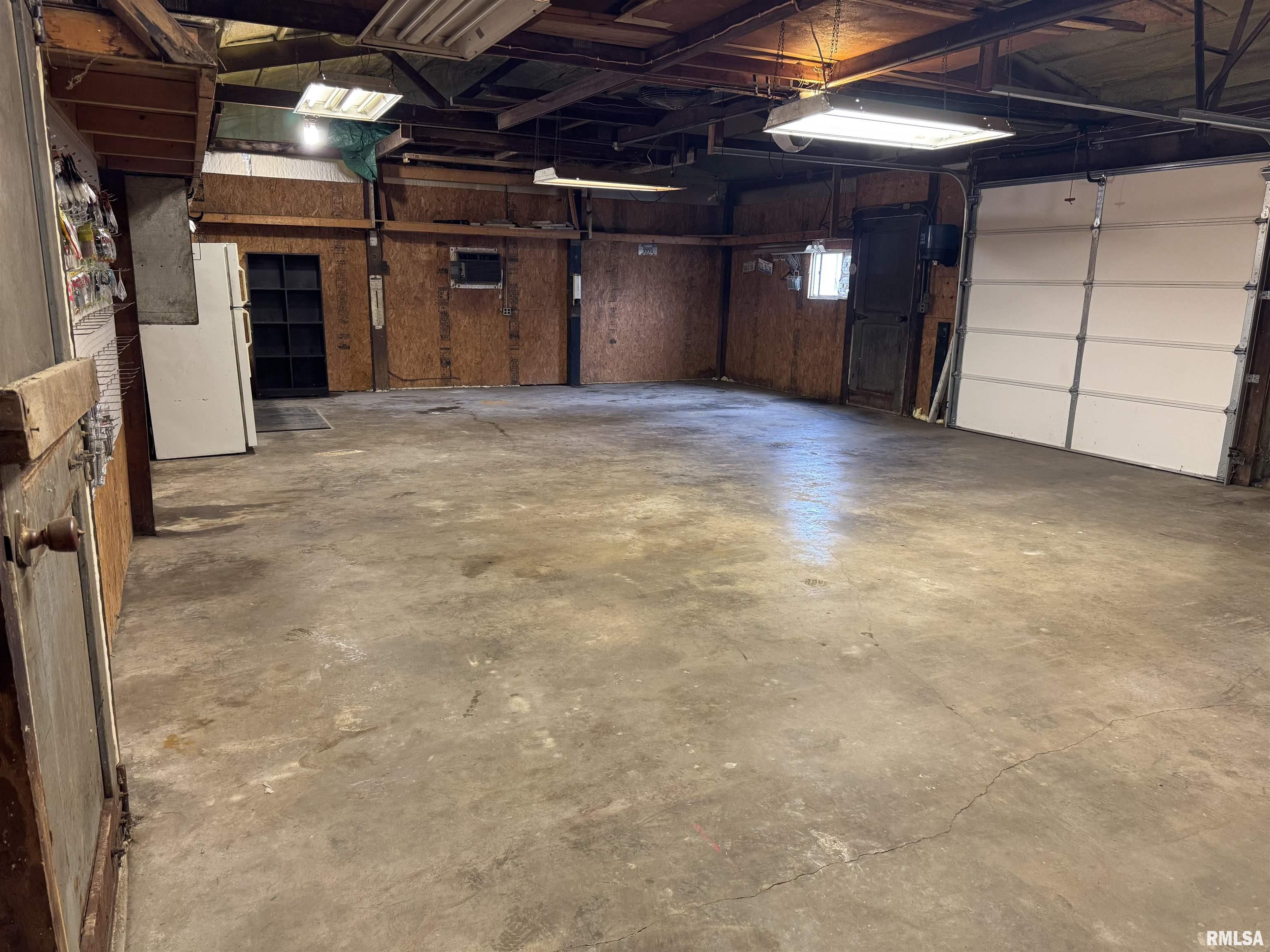 611 South Maple Street Lewistown, IL 61542 - Photo 55 of 59