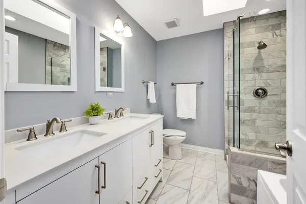 $425,000 | 772 Rebecca Lane, Bolingbrook, IL 60440