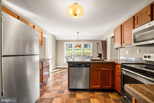 $600,000 | 4 Pierce Lane, Downingtown, PA 19335