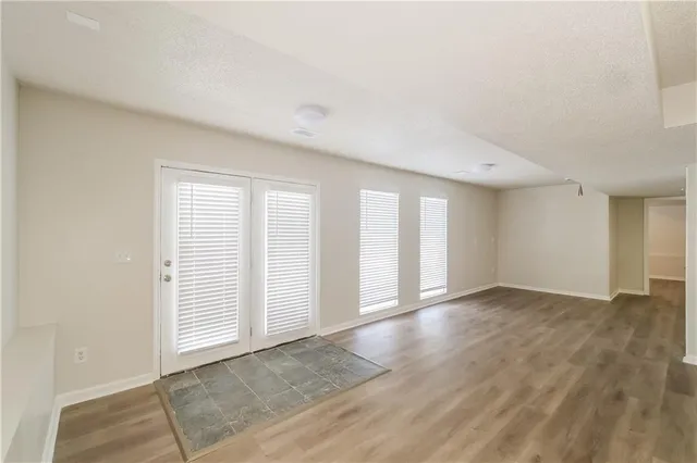 $2,875 | 19098 West 164th Terrace, Olathe, KS 66062