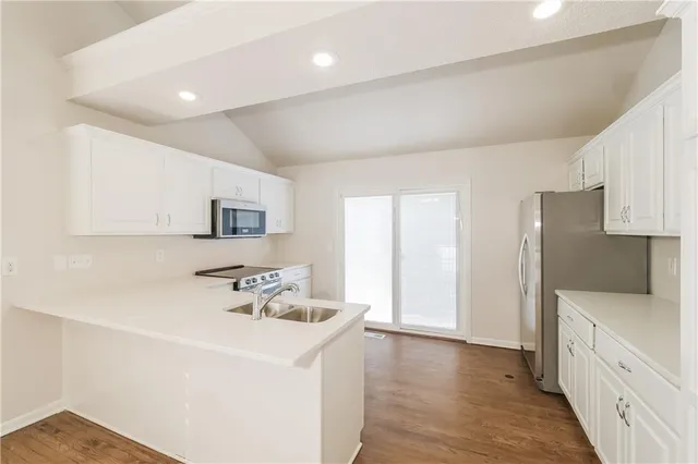 $2,875 | 19098 West 164th Terrace, Olathe, KS 66062