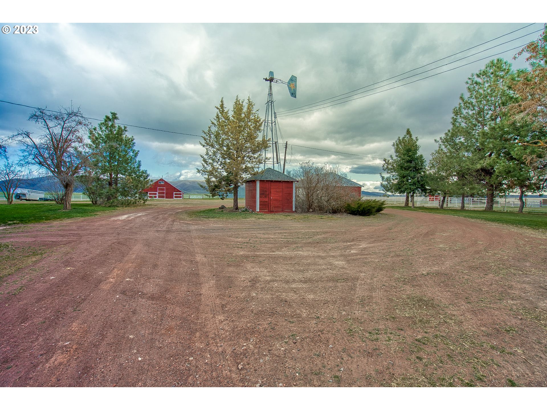 56626 Juniper Flat Road Maupin, OR 97037 - Photo 10 of 15 Gallery Image 10