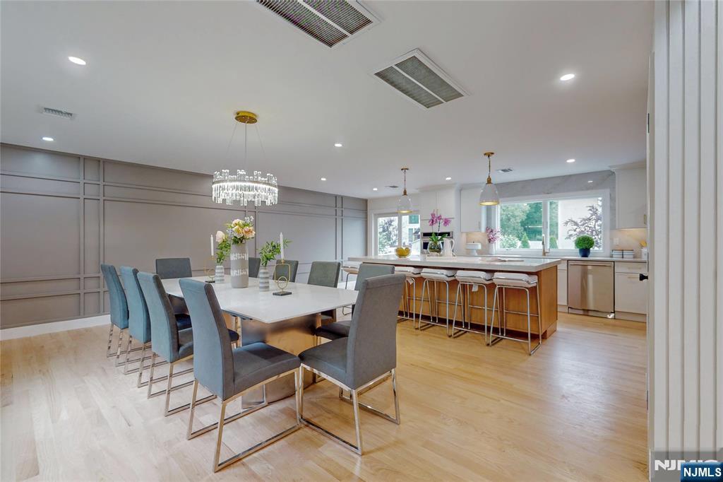 415 Bailey Road Paramus, NJ 07652 - Photo 17 of 44