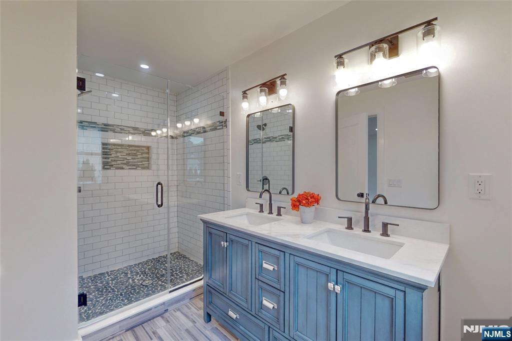 415 Bailey Road Paramus, NJ 07652 - Photo 20 of 44