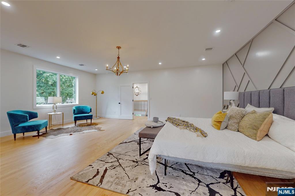 415 Bailey Road Paramus, NJ 07652 - Photo 26 of 44