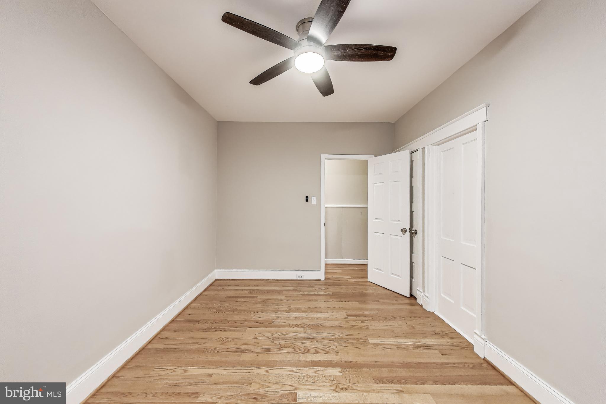 212 Elm Street Northwest Washington, DC 20001 - Photo 13 of 50 a view of an empty room