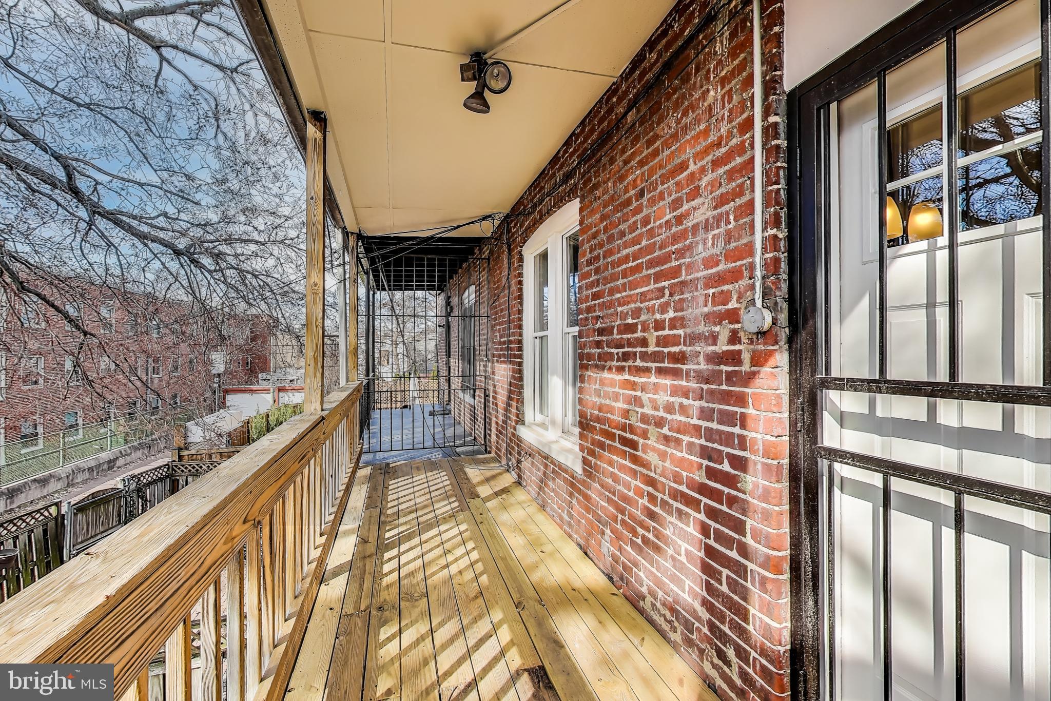 212 Elm Street Northwest Washington, DC 20001 - Photo 40 of 50 a view of balcony