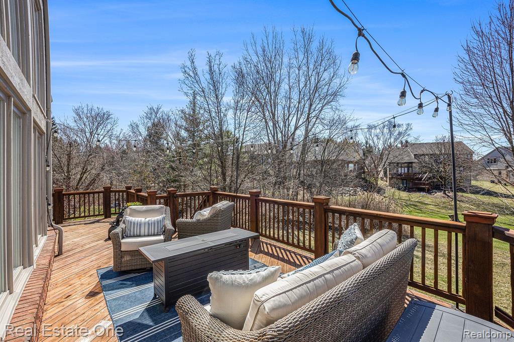 317 Lone Pine Circle Rochester, MI 48307 - Photo 26 of 26 Gallery Image 26