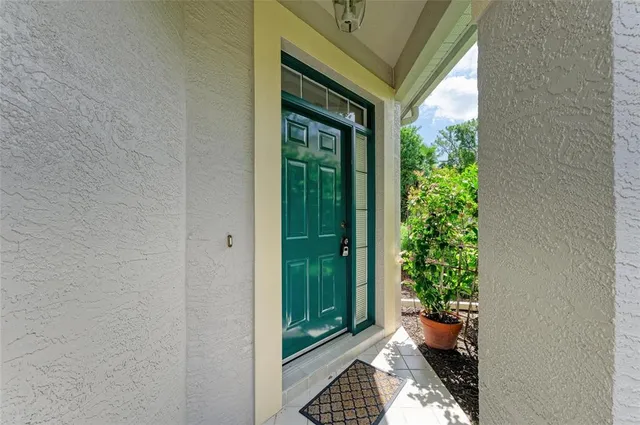 en view of an empty room with a window