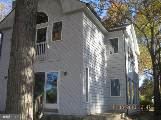7680 Pine Knob Road Pasadena, MD 21122 - Photo 2 of 6 Exterior (Rear)