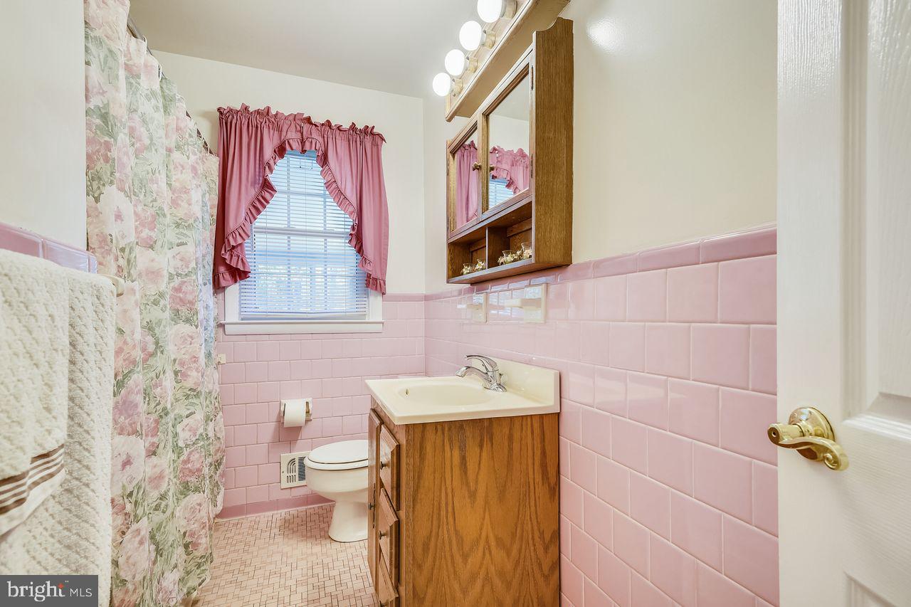 8708 Ashford Road Baltimore, MD 21234 - Photo 18 of 31 Gallery Image 18