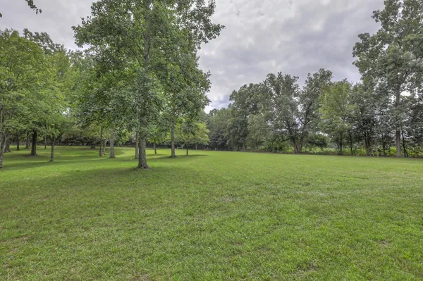 $950,000 | 118 Robert Simmons Road, Westmoreland, TN 37186